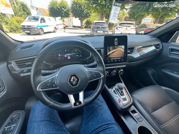 Renault Arkana 2023 photo 4