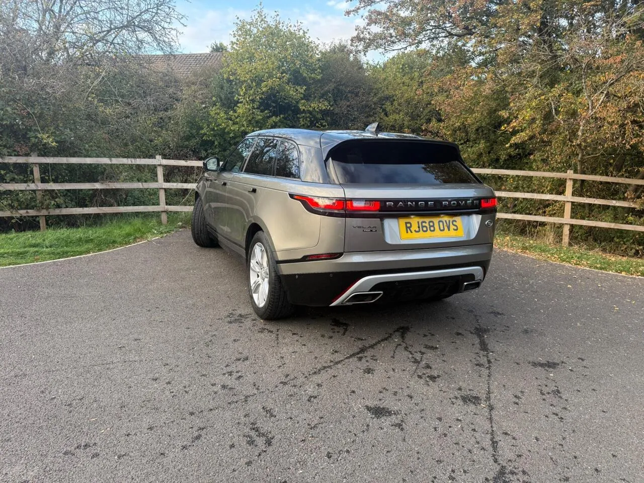 Land Rover Range Rover Velar 2019 photo 4