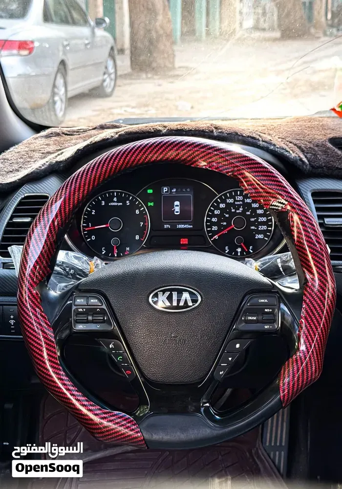 Kia Forte 2018 photo 2