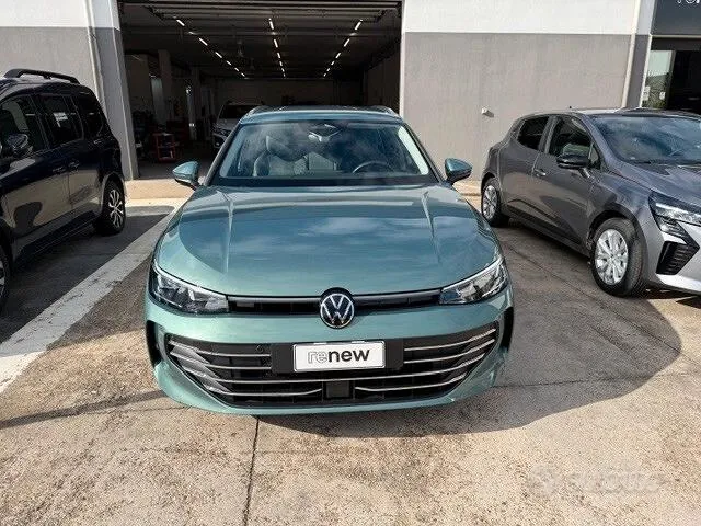 Volkswagen Passat 2024 photo 2
