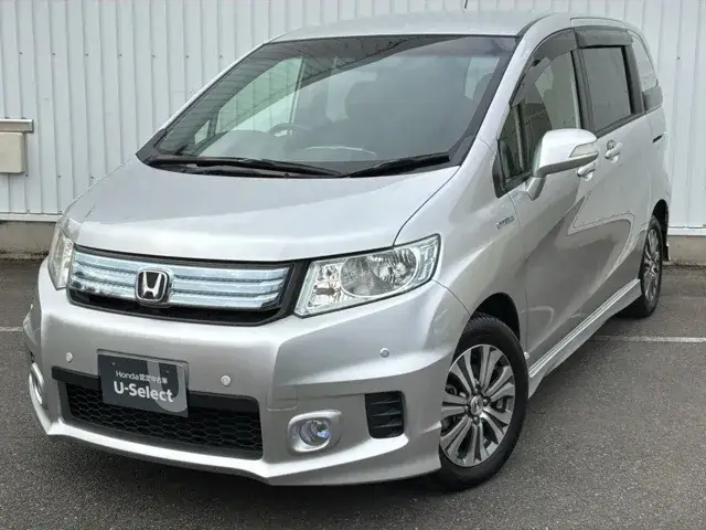 Honda Freed Spike Hybrid