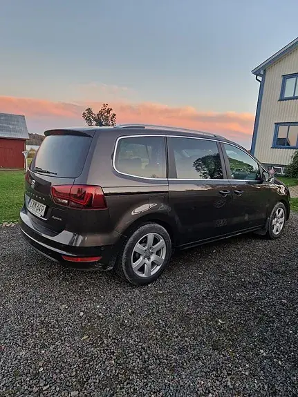 Seat Alhambra 2016 photo 2