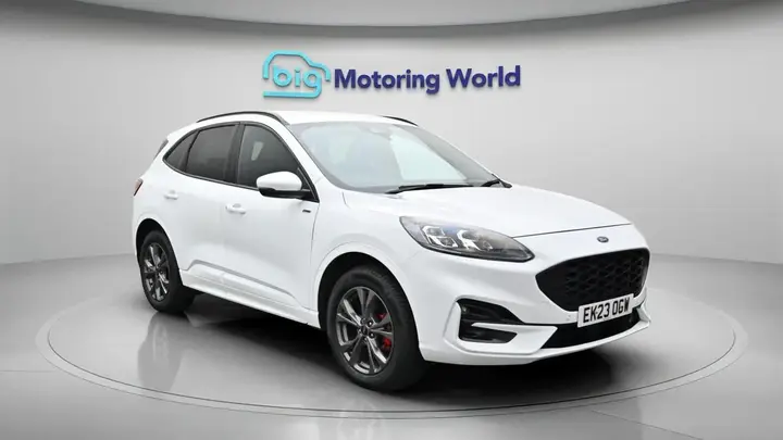 Ford Kuga 2023 photo 2