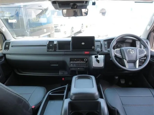 Toyota Hiace Wagon 2026 photo 2