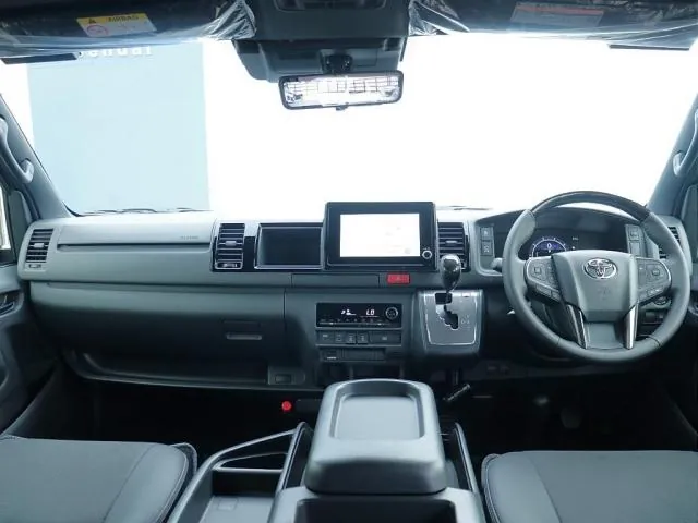 Toyota Hiace 2026 photo 4