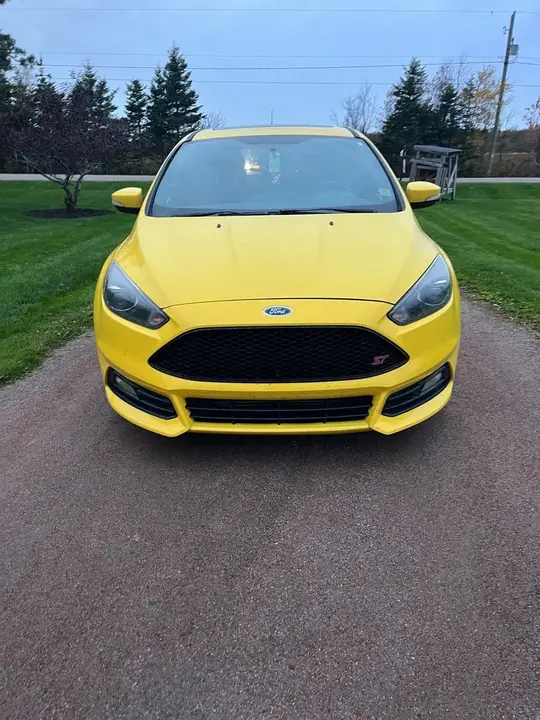 Ford Focus 2017 photo 2
