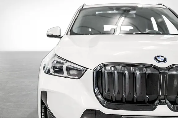 BMW Ix1 2023 photo 4