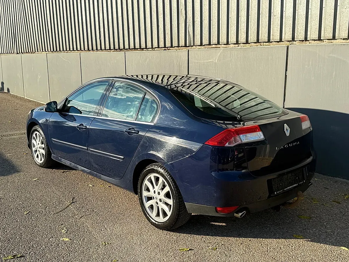 Renault Laguna 2008 photo 3
