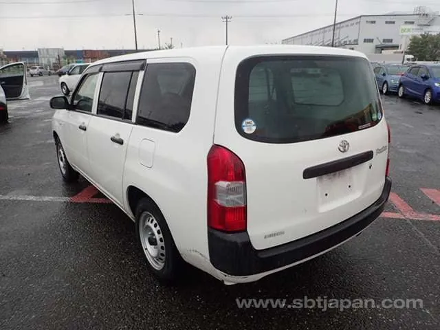 Toyota Probox 2018 photo 3