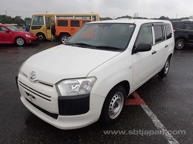 Toyota Probox 2018 photo 2