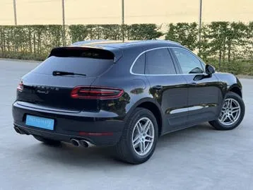 Porsche Macan 2015 photo 2