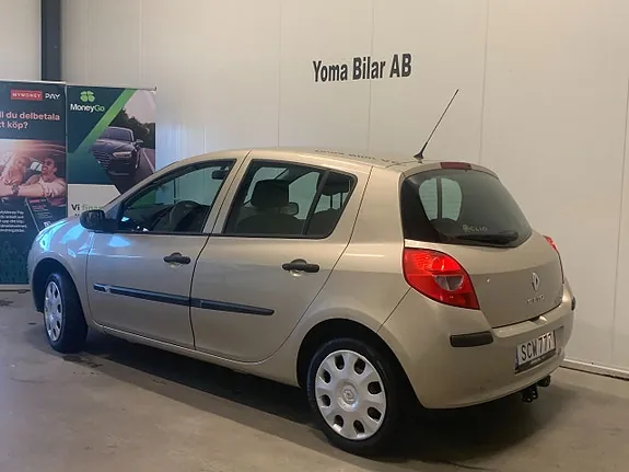 Renault Clio 2007 photo 3