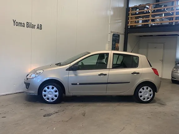 Renault Clio 2007 photo 4