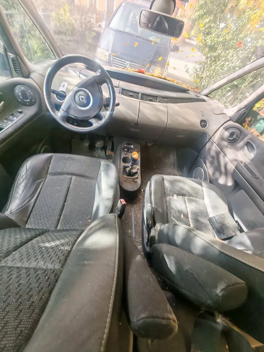 Renault Grand Espace 2005 photo 2