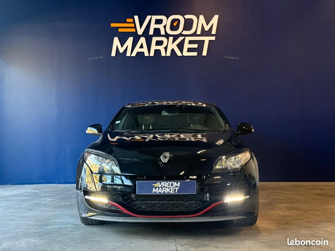 Renault Megane 2013 photo 2