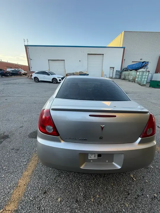 Pontiac G6 2006 photo 2