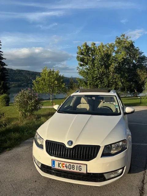 Skoda Octavia 2015 photo 2