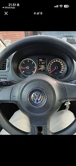 Volkswagen Polo 2011 photo 4