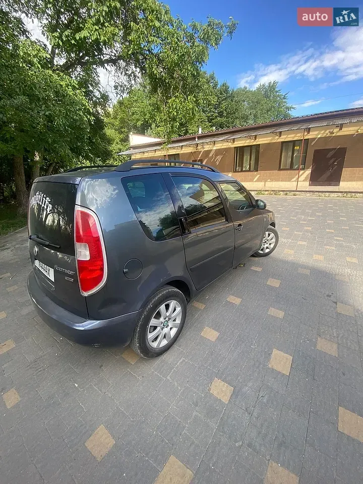 Skoda Roomster 2008 photo 3