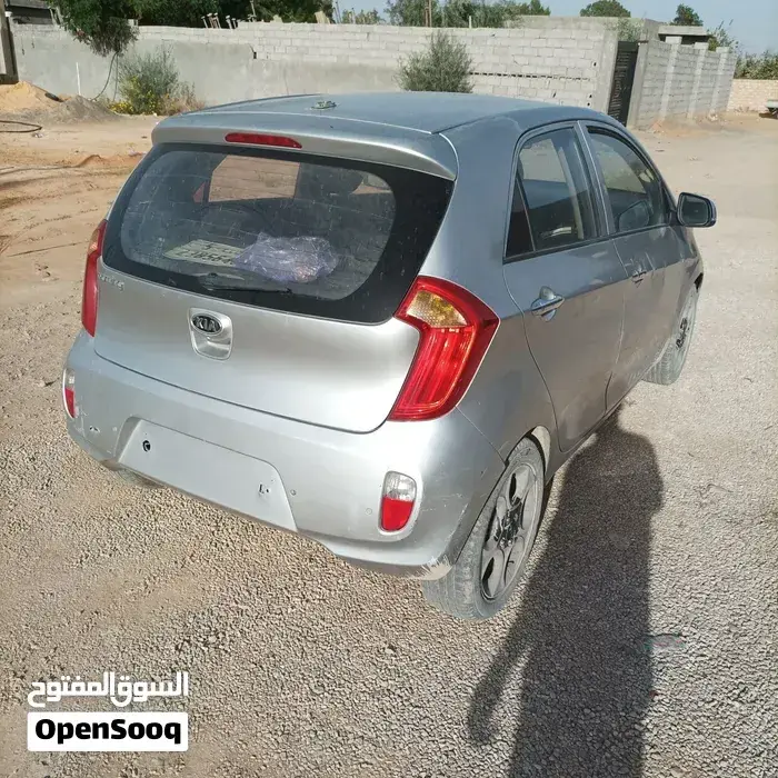 Kia Picanto 2012 photo 3