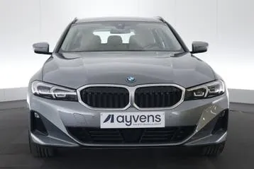 BMW 3 Series Touring 2023 photo 2