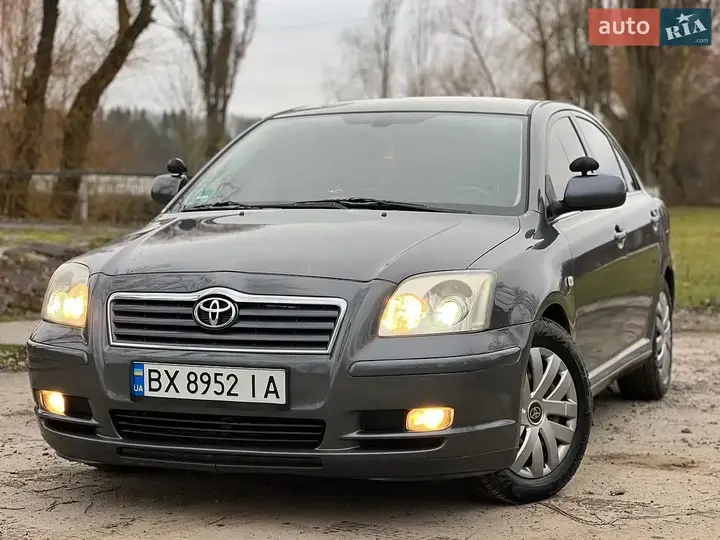 Toyota Avensis 2005 photo 2