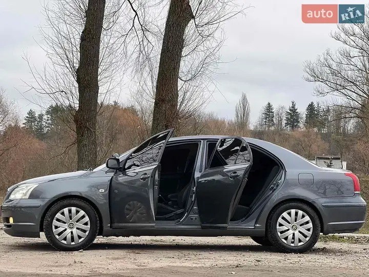 Toyota Avensis 2005 photo 3