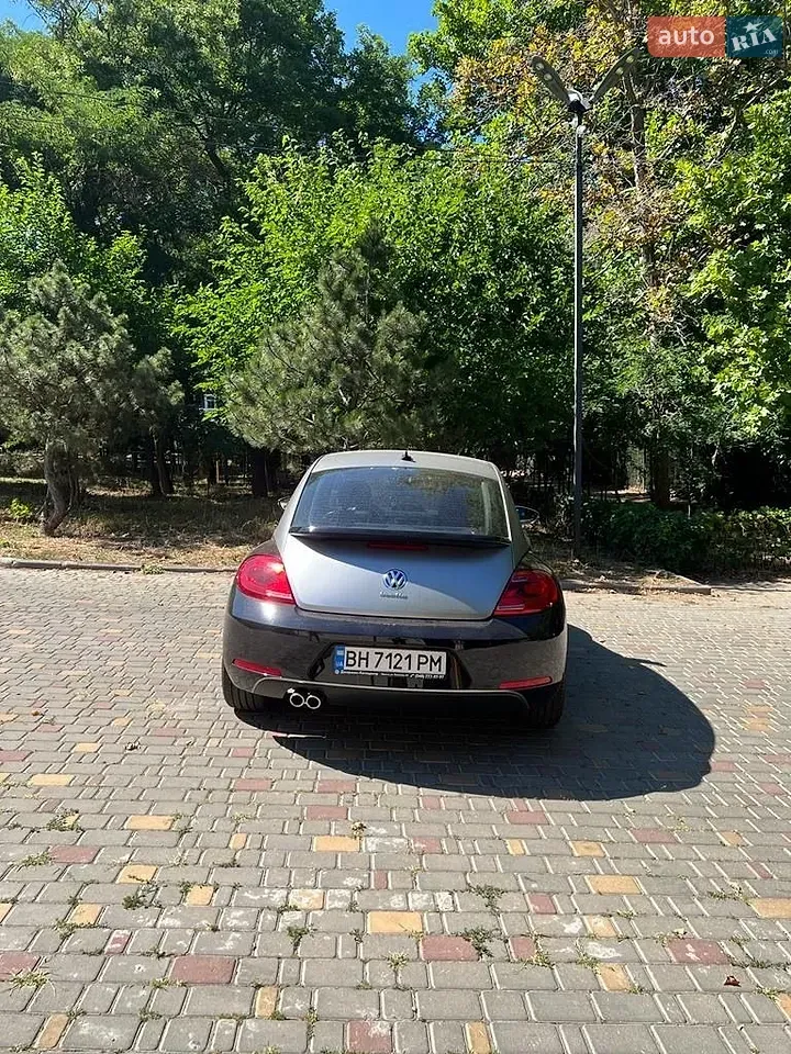 Volkswagen Beetle 2015 photo 4