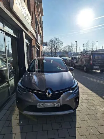 Renault Captur 2021 photo 2