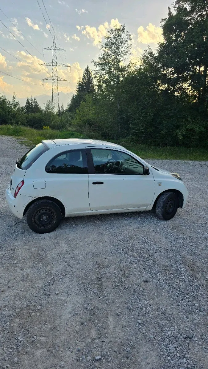Nissan Micra 2007 photo 2