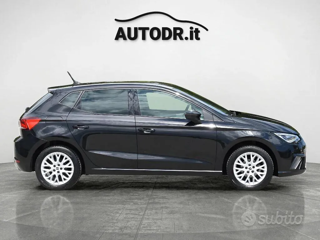 Seat Ibiza 2023 photo 4