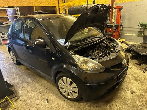 Toyota Aygo 2008 photo 2