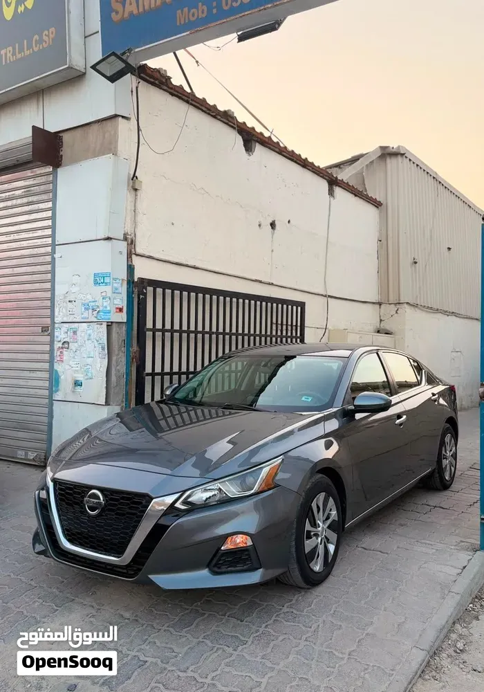 Nissan Altima 2018 photo 5
