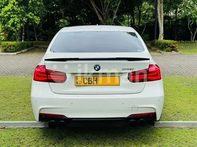 BMW 318I 2018 photo 5