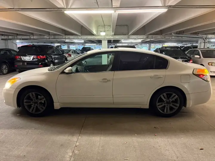 Nissan Altima 2009 photo 5