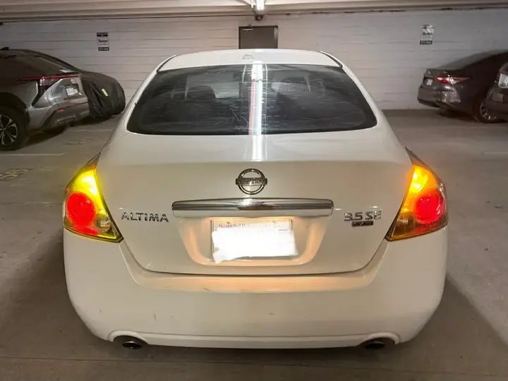 Nissan Altima 2009 photo 4