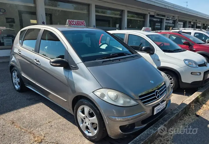 Mercedes-Benz A