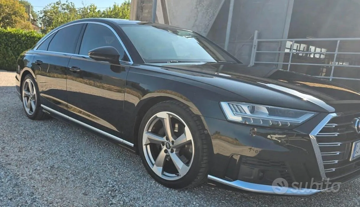 Audi A8 2019 photo 2