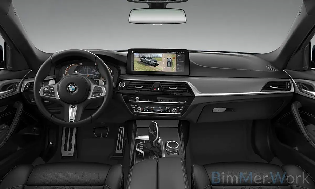 BMW 5 Series 2023 photo 2