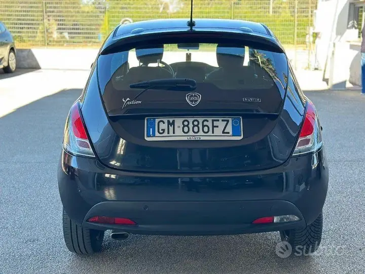 Lancia Ypsilon 2023 photo 5