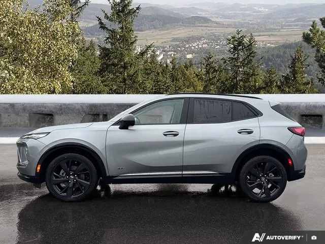 Buick Envision 2026 photo 2