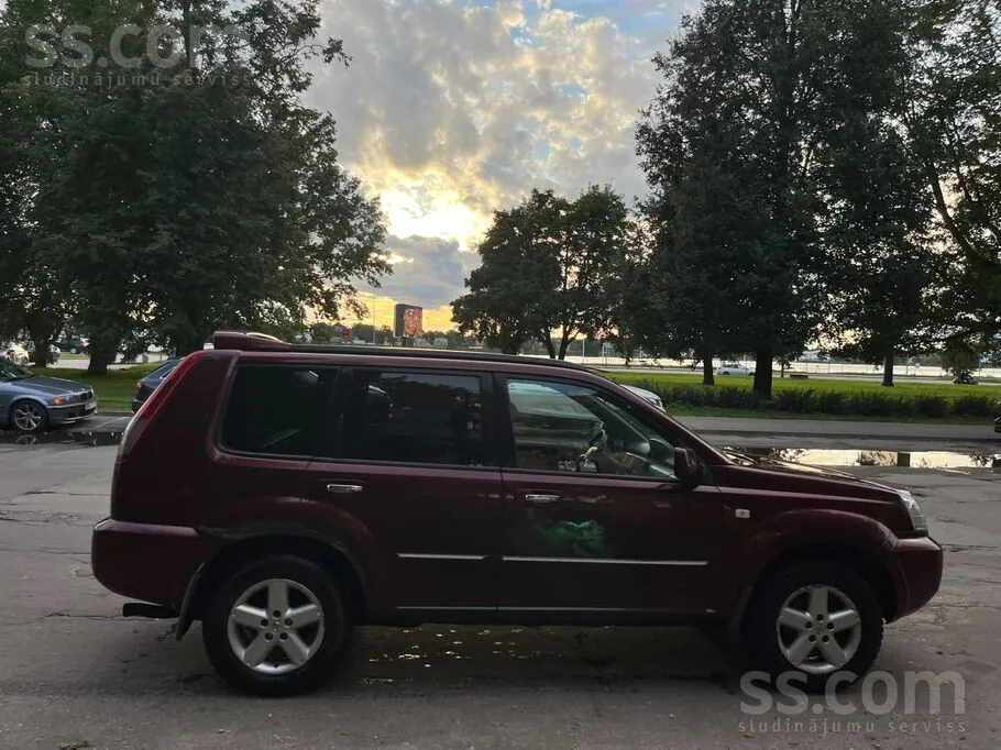 Nissan X-Trail 2004 photo 4
