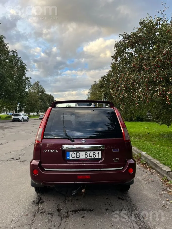 Nissan X-Trail 2004 photo 3