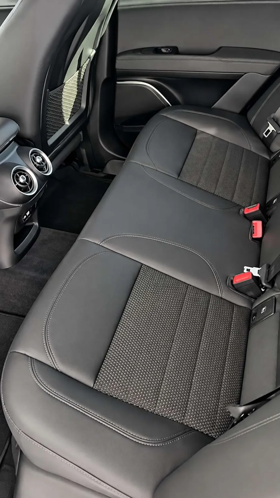 Alfa Romeo Stelvio 2022 photo 5