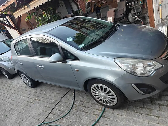 Opel Corsa 2011 photo 3