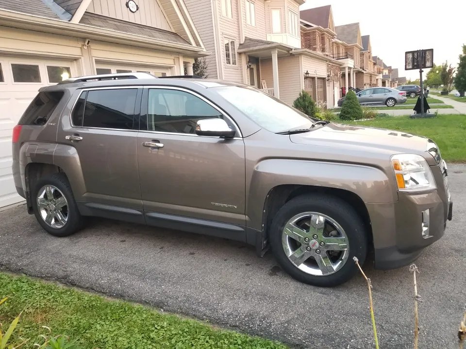 GMC Terrain 2012 photo 2