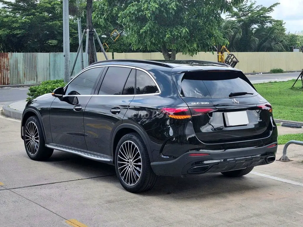 Mercedes-Benz Glc 2024 photo 3