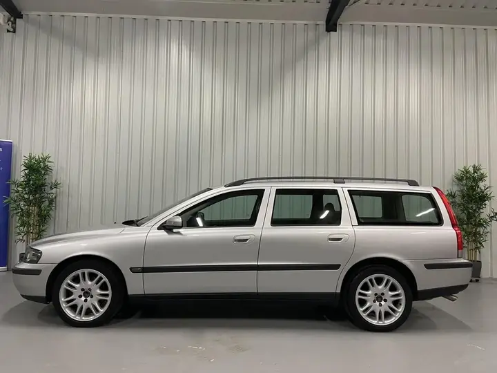 Volvo V70 2004 photo 5