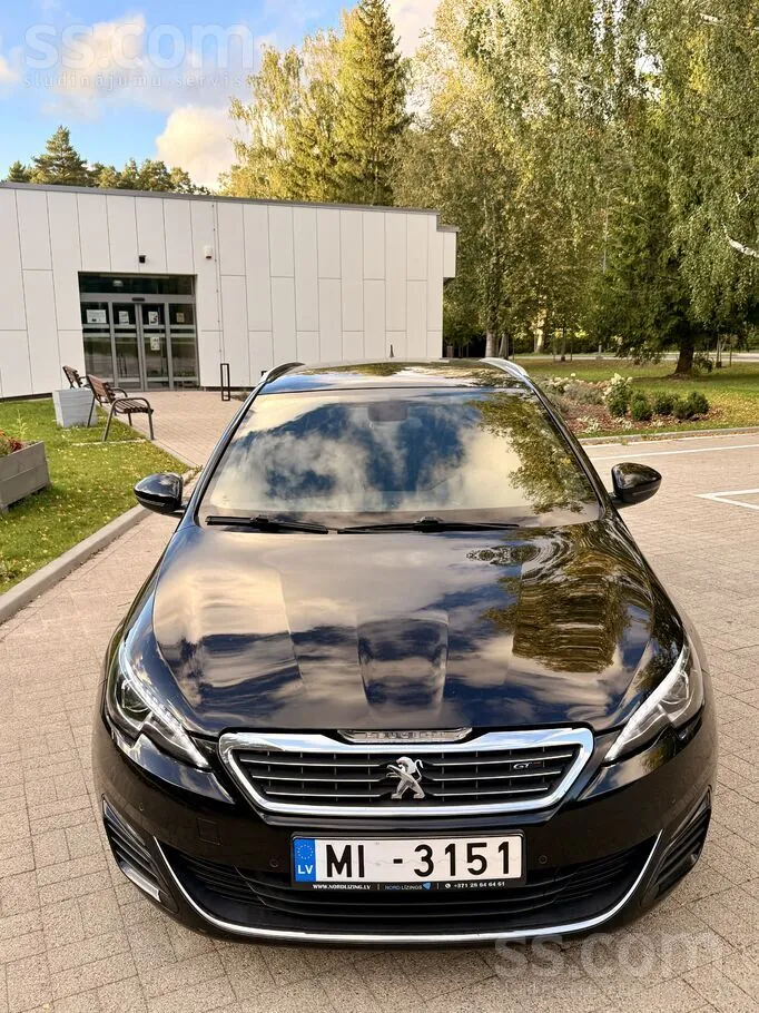 Peugeot 308 2015 photo 3