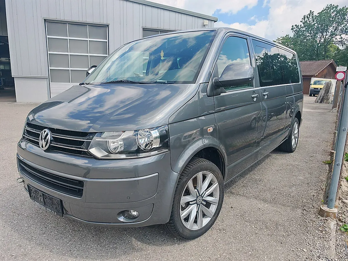 Volkswagen Caravelle 2013 photo 2